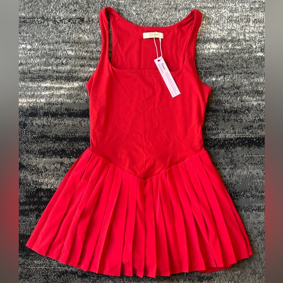 NWT QINSEN Square Neck Pleated Tennis/Golf Athleisure Dress With Built-In Shorts - Picture 5 of 13